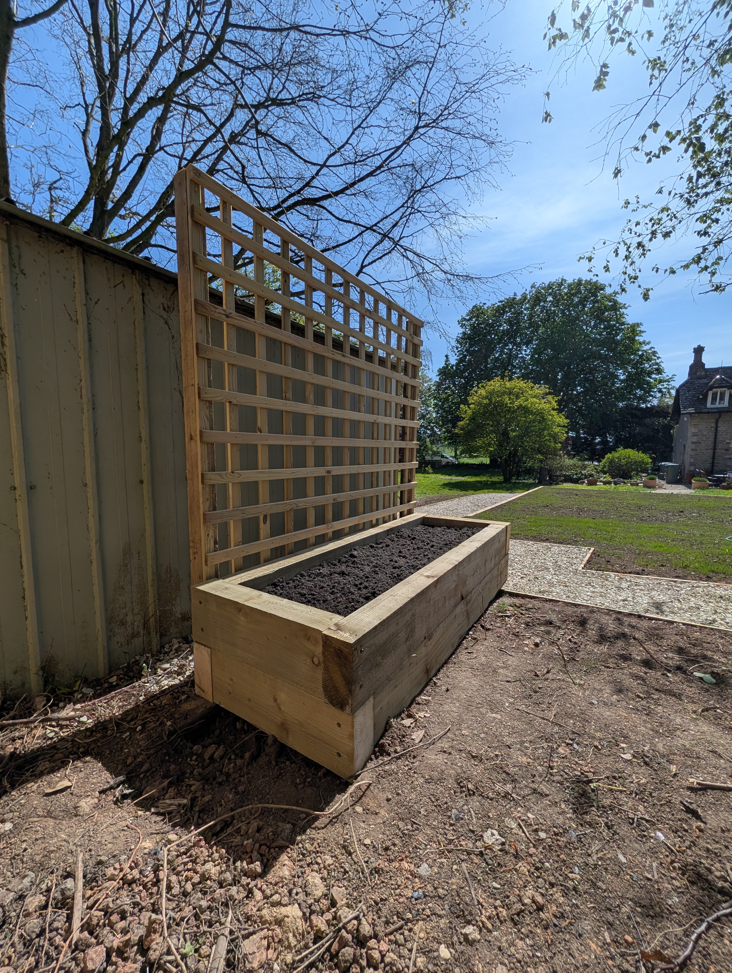 Sleeper Bed & Trellis